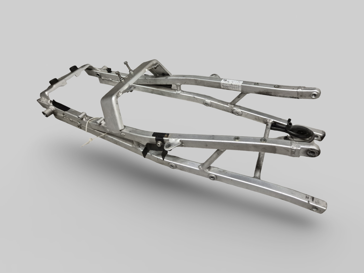 ZADELSTEUN ACHTER SUBFRAME AP8146457 Aprilia RSV Mille 98-03 / Tuono 02-05 