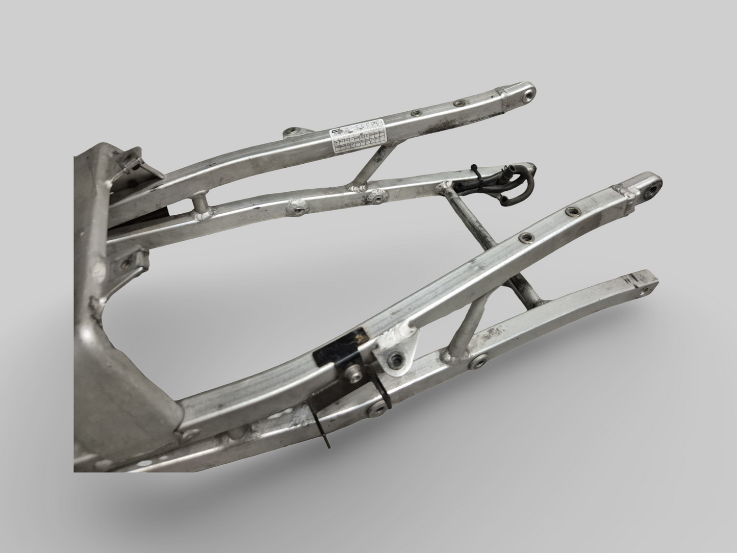 ZADELSTEUN ACHTER SUBFRAME AP8146457 Aprilia RSV Mille 98-03 / Tuono 02-05 