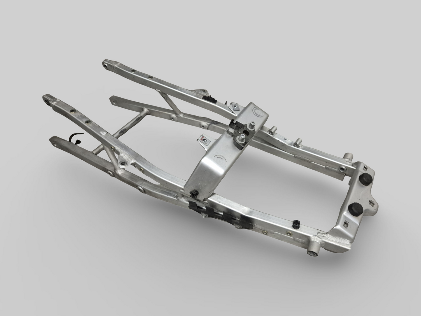 ZADELSTEUN ACHTER SUBFRAME AP8146457 Aprilia RSV Mille 98-03 / Tuono 02-05 