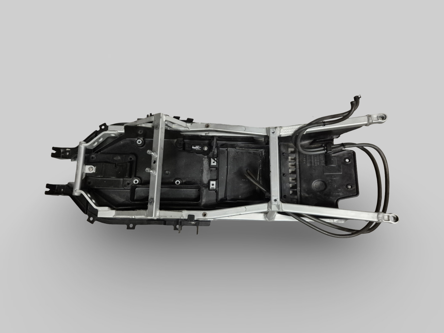 ZADELSTEUN ACHTER SUBFRAME AP8146500 Aprilia RSV1000R 04-10 / Tuono 1000R 06-10 