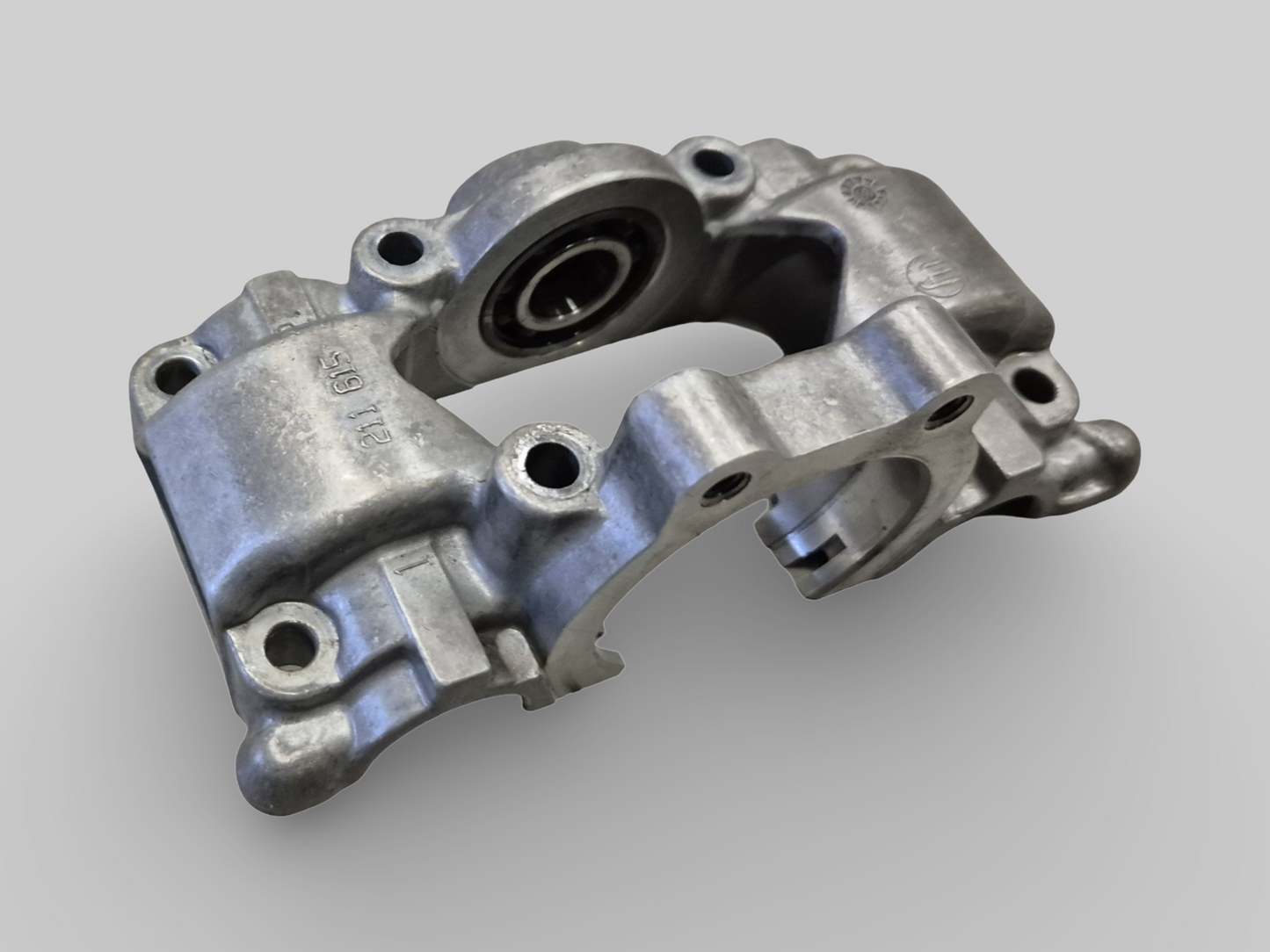 REAR CAMSHAFT BRIDGE V990 AP0613057 Aprilia RSV Mille 1998-2000