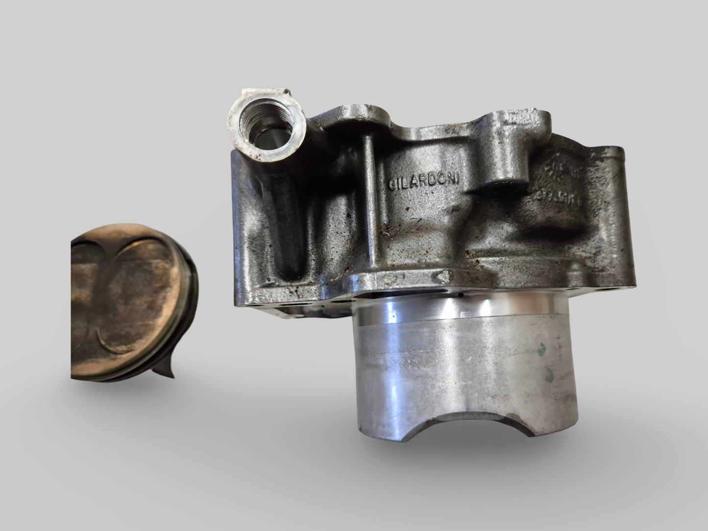 CYLINDER WITH PISTON AP0613067 Aprilia RSV Mille 1998-2000