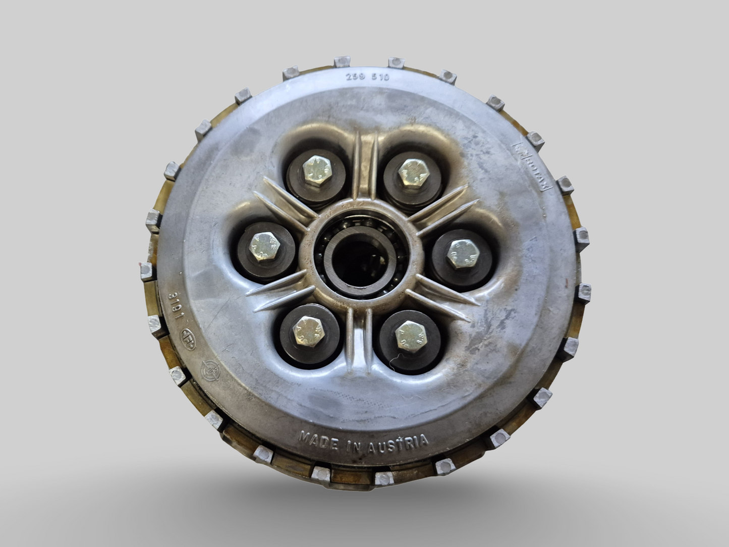 KOPPELINGVEERHOUDER DRUKPLAAT AP0259517 Aprilia RSV Mille 98-03 / Tuono 02-05 