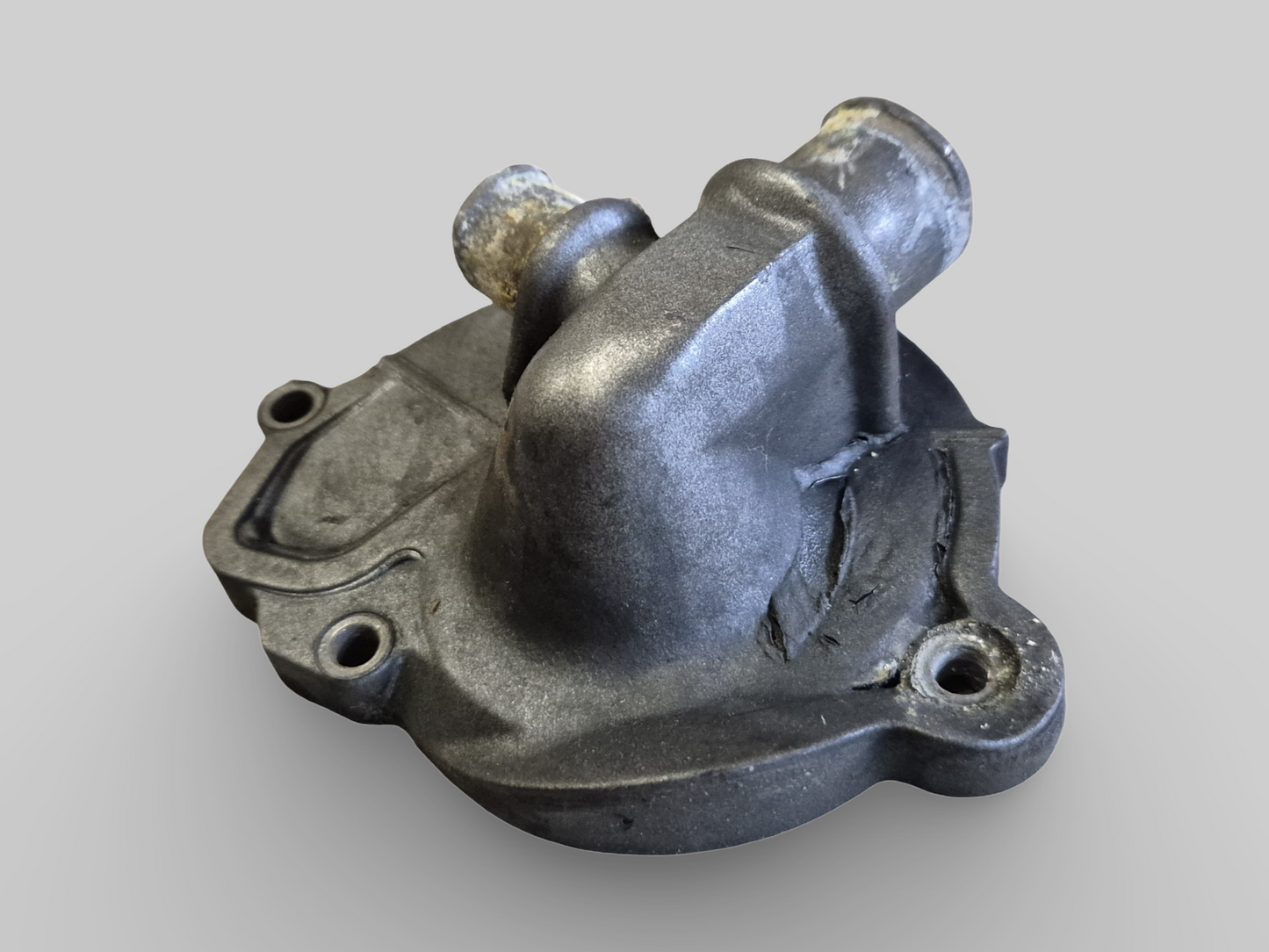 WATERPOMPBEHUIZING DEKSEL AP0222512 Aprilia RSV Mille 98-03 / Tuono 02-05 / SL1000 Falco 