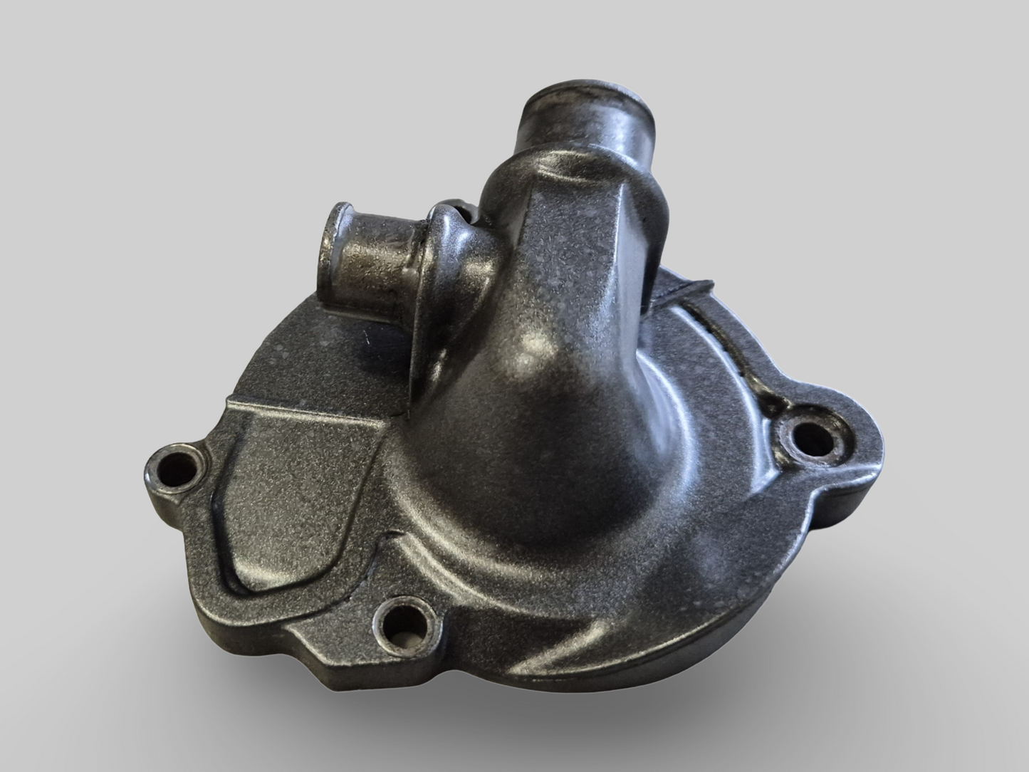 WATERPOMPBEHUIZING DEKSEL AP0222512 Aprilia RSV Mille 98-03 / Tuono 02-05 / SL1000 Falco 