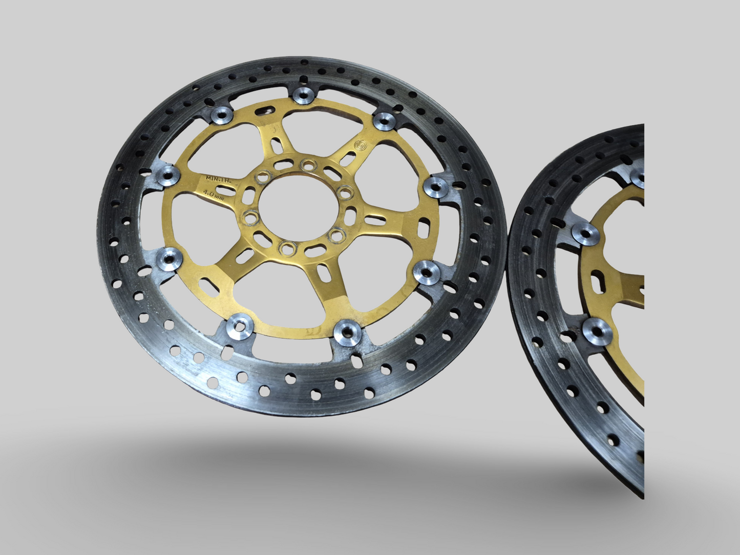 REMKLAUW VOOR RECHTS BREMBO P4 GOUD AP8113970 Aprilia RSV Mille 98-03 / Tuono 02-05