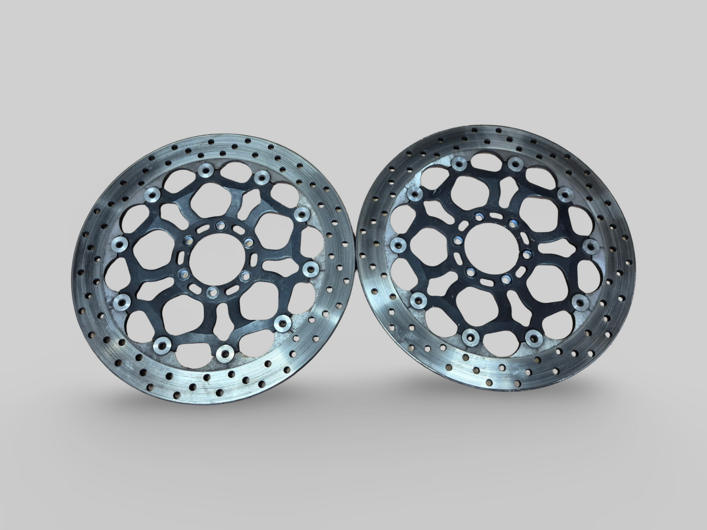 REMKLAUW VOOR RECHTS BREMBO P4 GOUD AP8113970 Aprilia RSV Mille 98-03 / Tuono 02-05