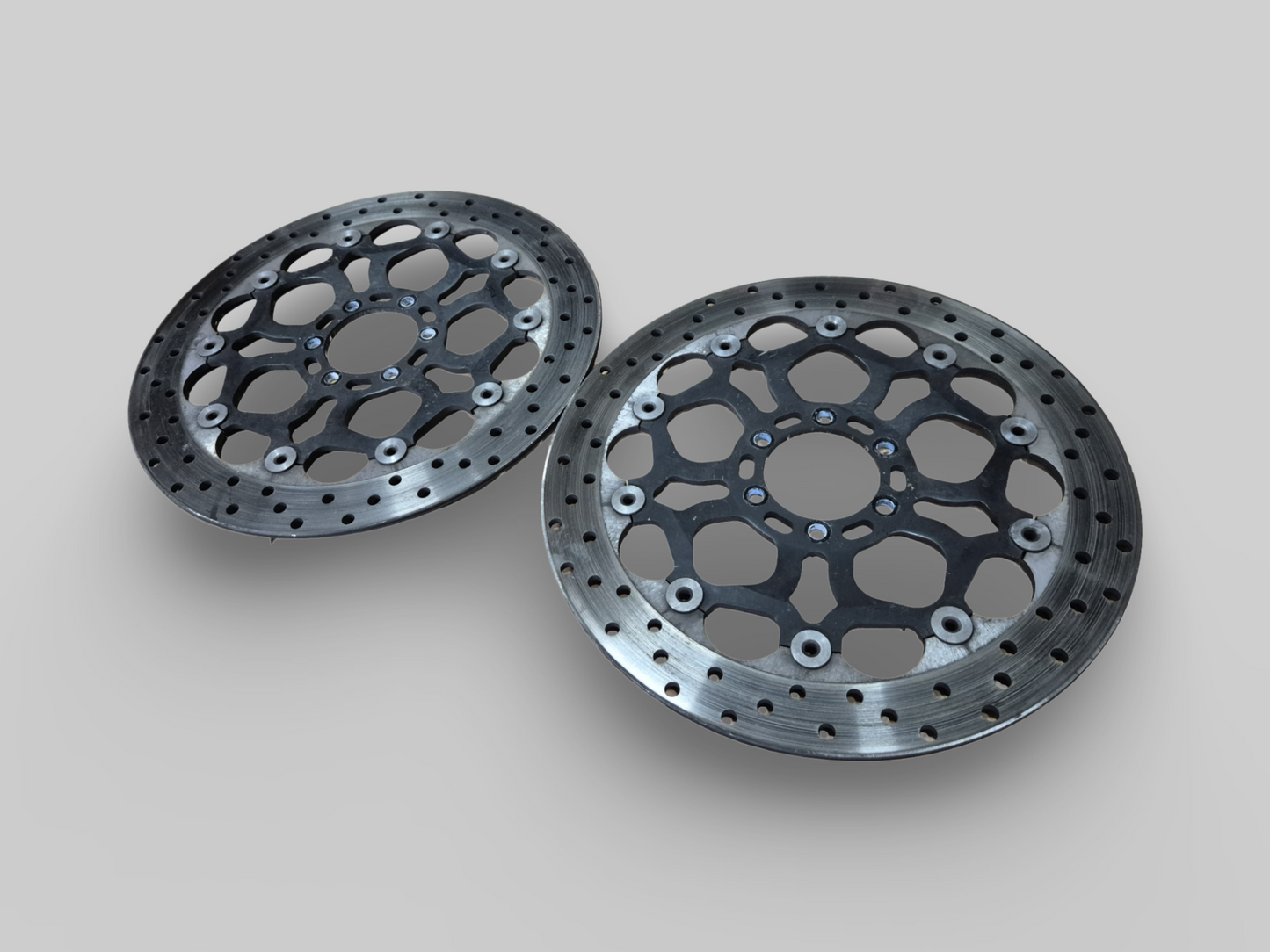 REMKLAUW VOOR RECHTS BREMBO P4 GOUD AP8113970 Aprilia RSV Mille 98-03 / Tuono 02-05