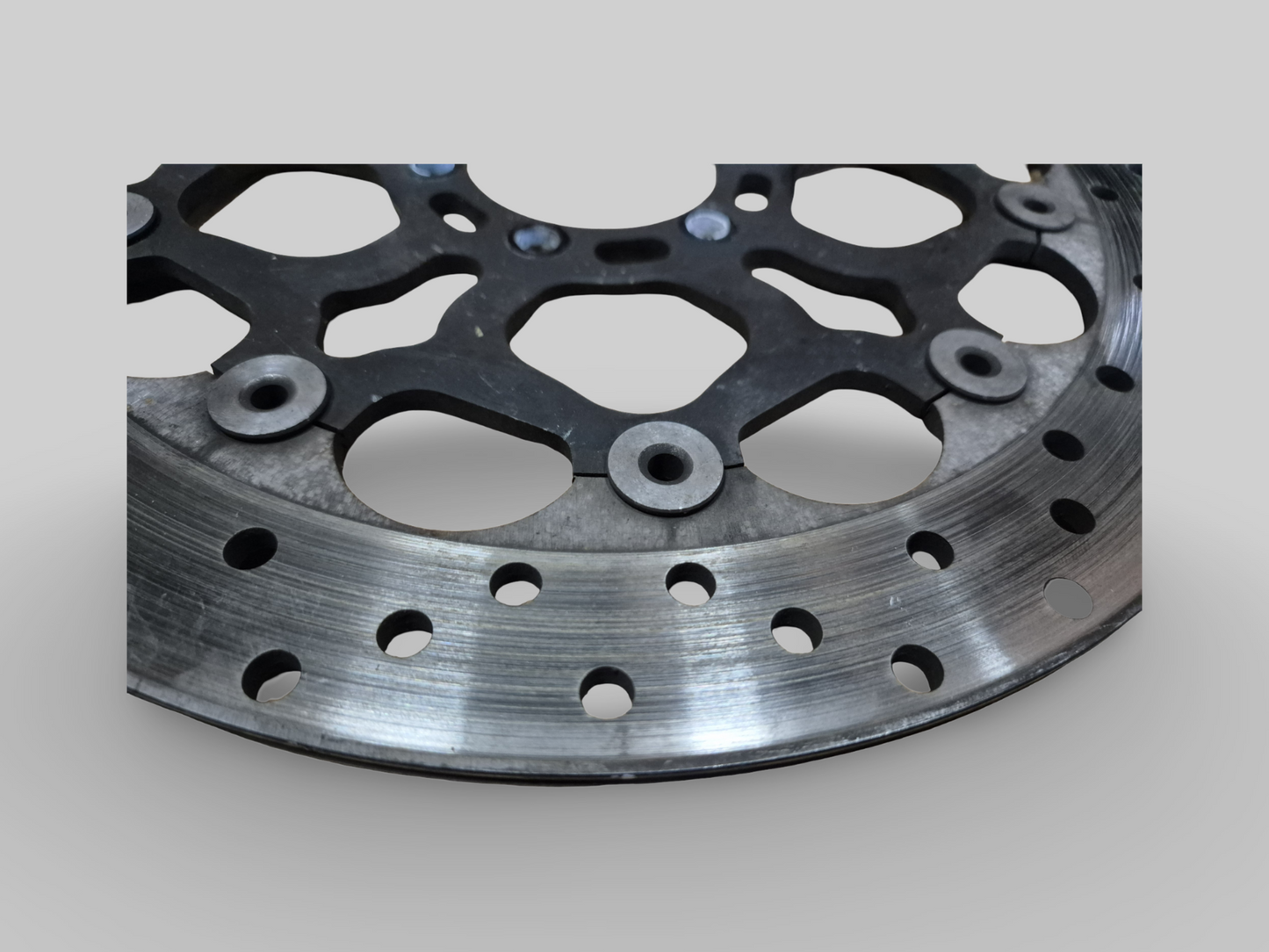 REMKLAUW VOOR RECHTS BREMBO P4 GOUD AP8113970 Aprilia RSV Mille 98-03 / Tuono 02-05