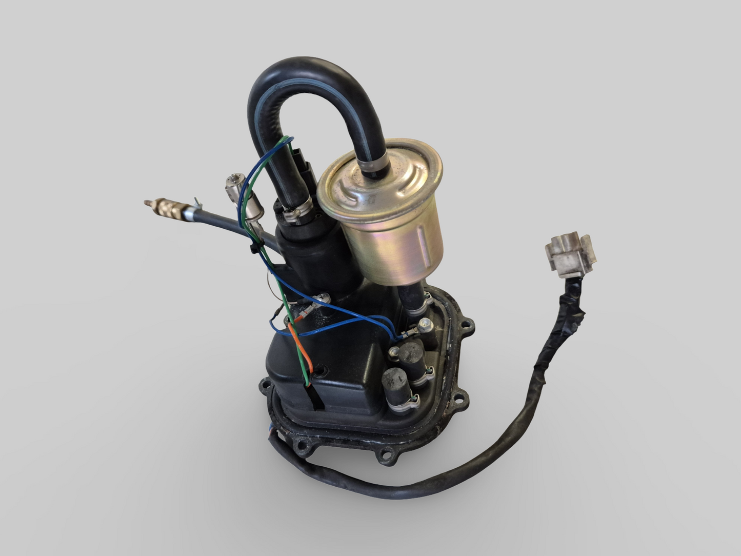 BRANDSTOFPOMP AP8134750 Aprilia RSV Mille 98-03 / Tuono 02-05 