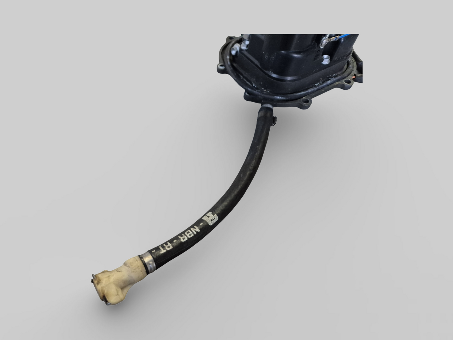 BRANDSTOFPOMP AP8134750 Aprilia RSV Mille 98-03 / Tuono 02-05 