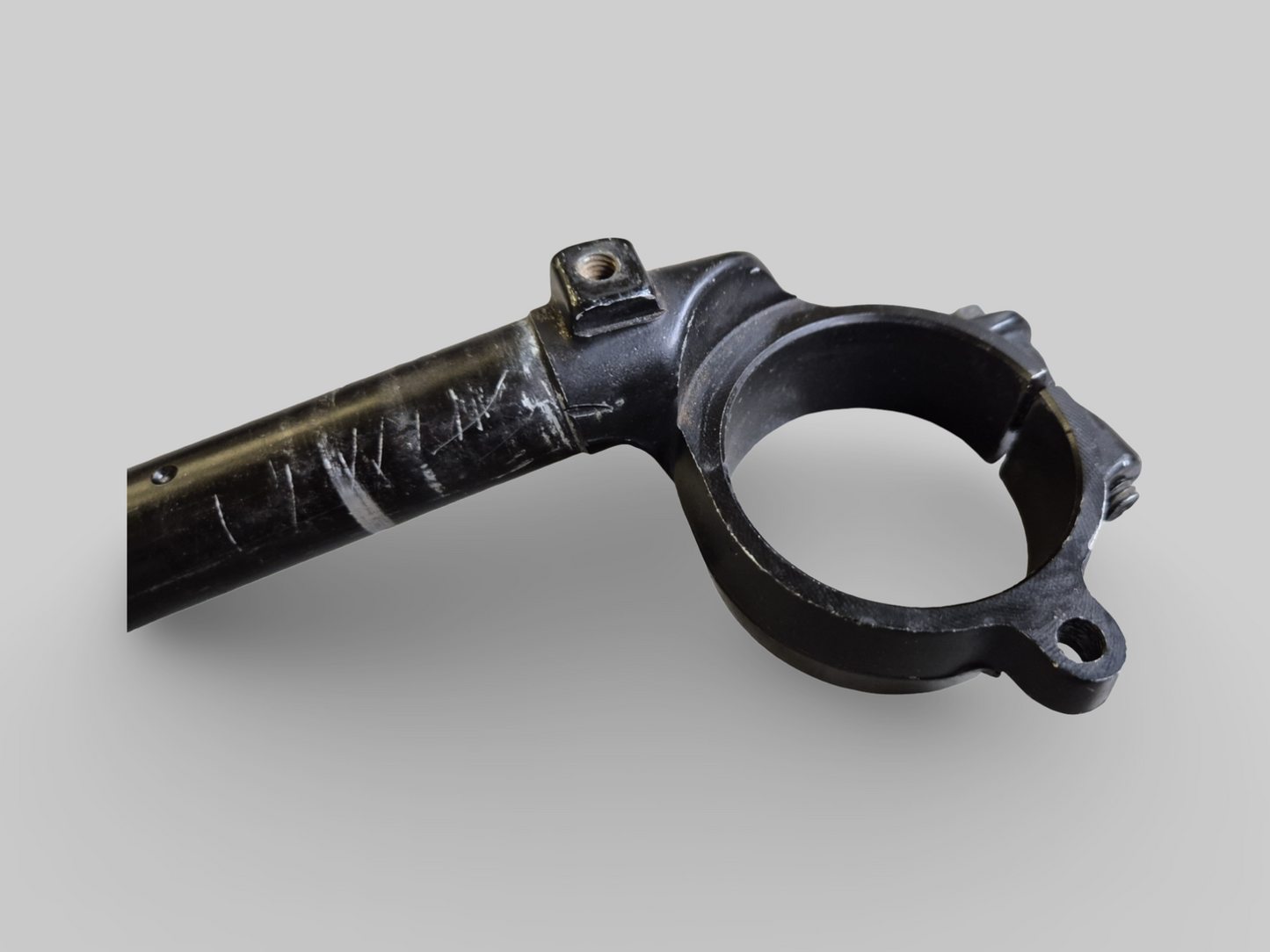 RECHTERKANT 54 mm STUURCLIP-ON AP8118592 Aprilia RSV Mille 98-03 