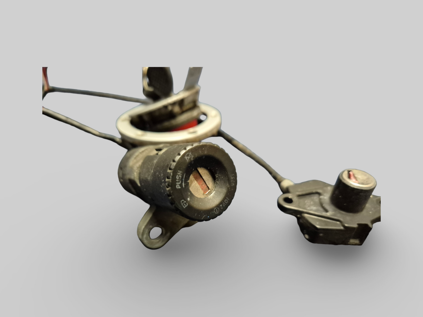 SLOT HARDWARE KIT AP8104151 Aprilia RSV Mille 98-03 / Tuono 02-05 