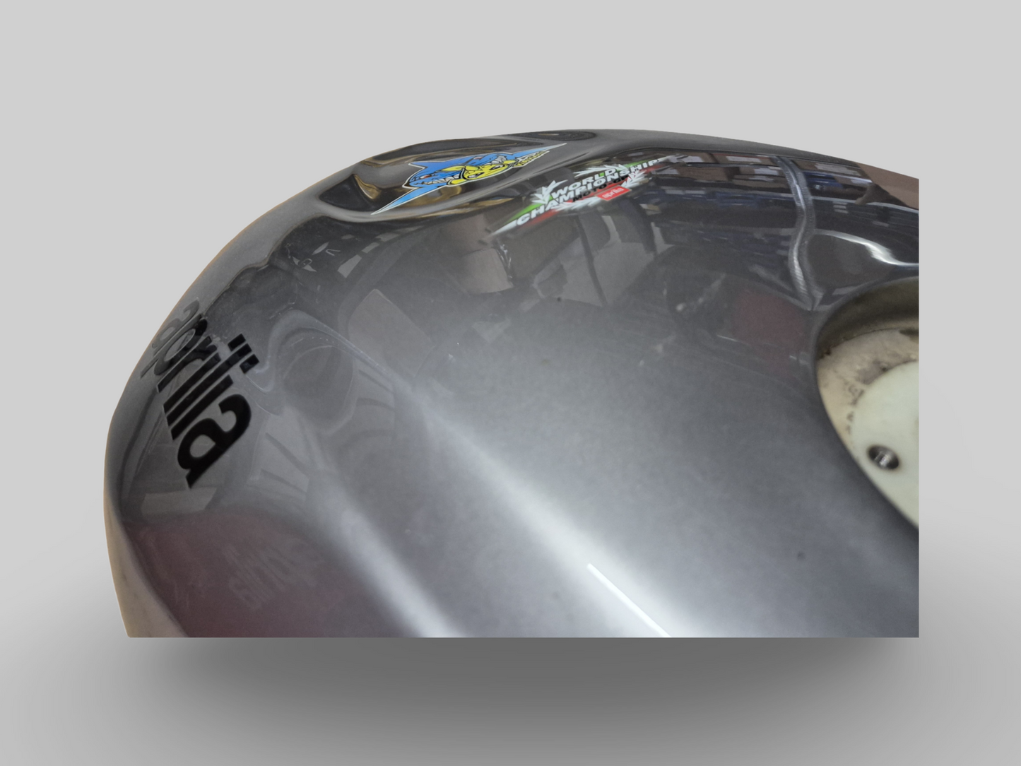 BRANDSTOFTANK ZWART AP8178020 Aprilia RSV1000R 04-10 (+Fabriek) 