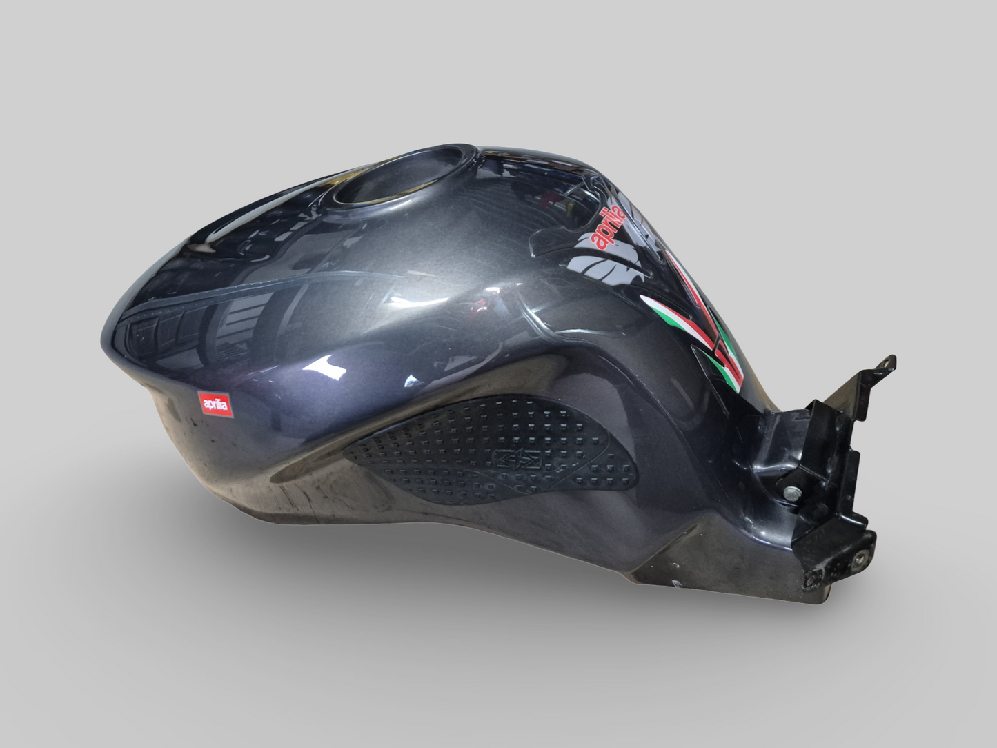 BRANDSTOFTANK STEUNSTANG Aprilia RSV Mille / Tuono / Futura / Falco 
