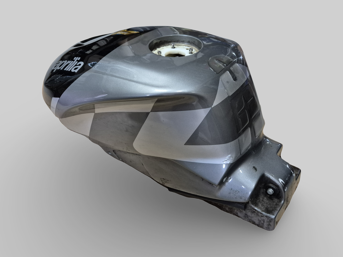 BRANDSTOFTANK ZWART AP8178020 Aprilia RSV1000R 04-10 (+Fabriek) 