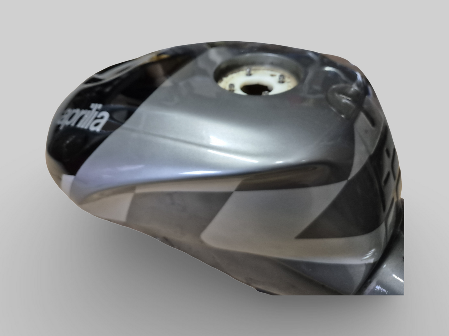 BRANDSTOFTANK ZWART AP8178020 Aprilia RSV1000R 04-10 (+Fabriek) 