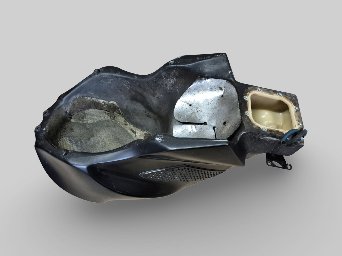 BRANDSTOFTANK WARM ROOD TUONO AP8168218 Aprilia RSV Mille 01-03 / Tuono 02-05 