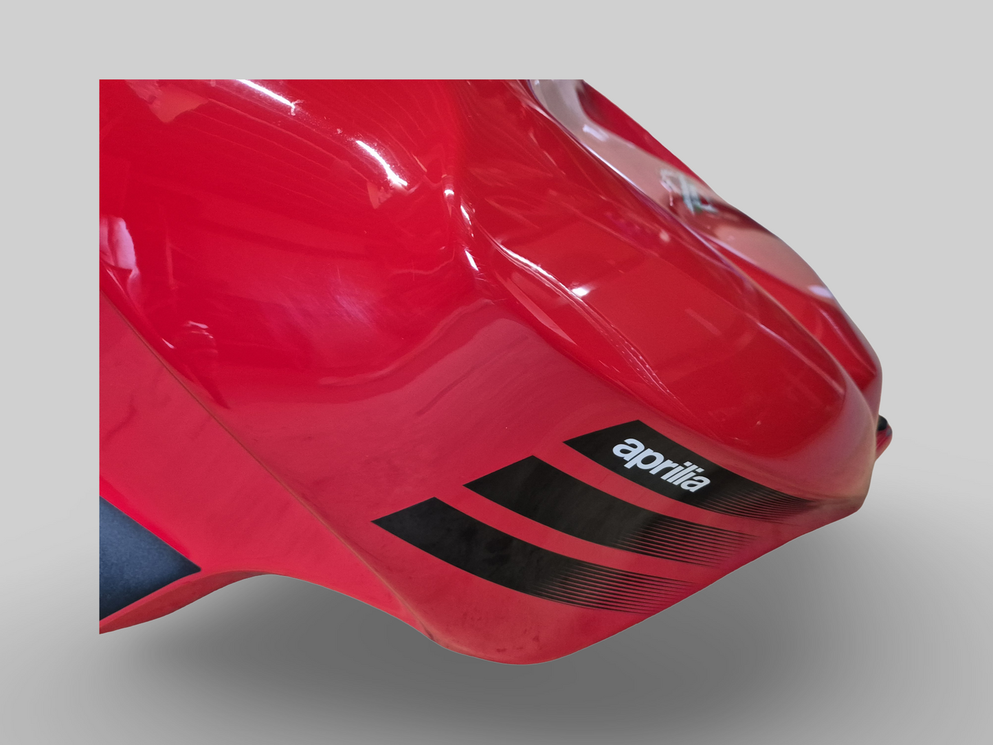 RÉSERVOIR DE CARBURANT ROUGE CHAUD TUONO AP8168218 Aprilia RSV Mille 01-03 / Tuono 02-05 