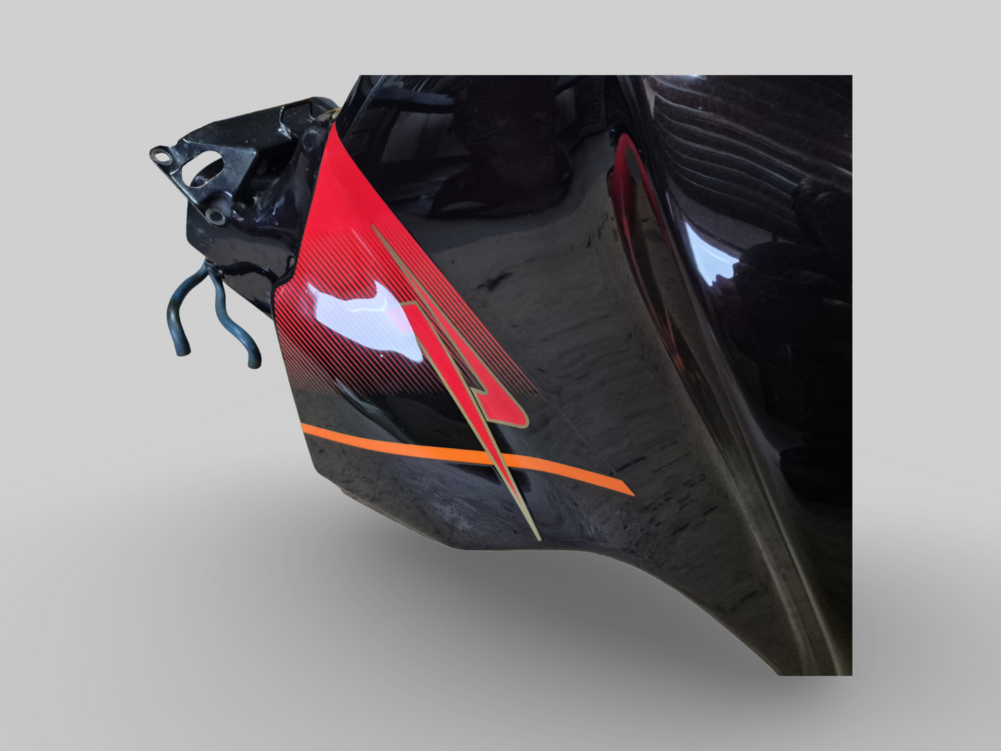 BRANDSTOFTANK WARM ROOD TUONO AP8168218 Aprilia RSV Mille 01-03 / Tuono 02-05 