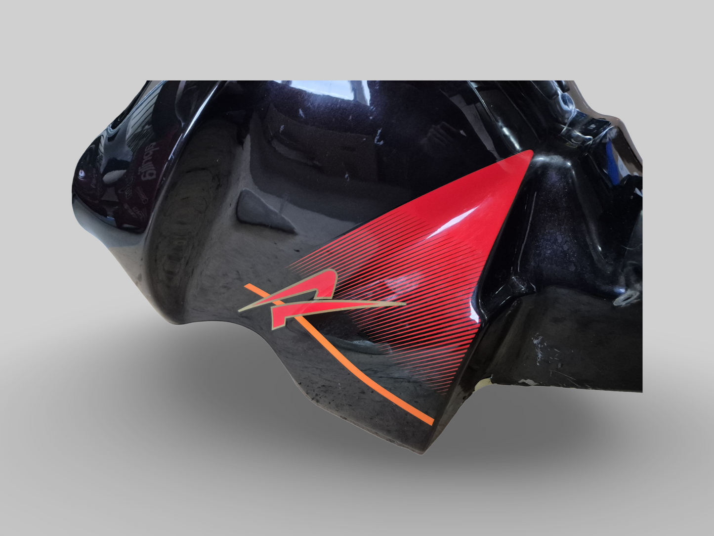 BRANDSTOFTANK WARM ROOD TUONO AP8168218 Aprilia RSV Mille 01-03 / Tuono 02-05 