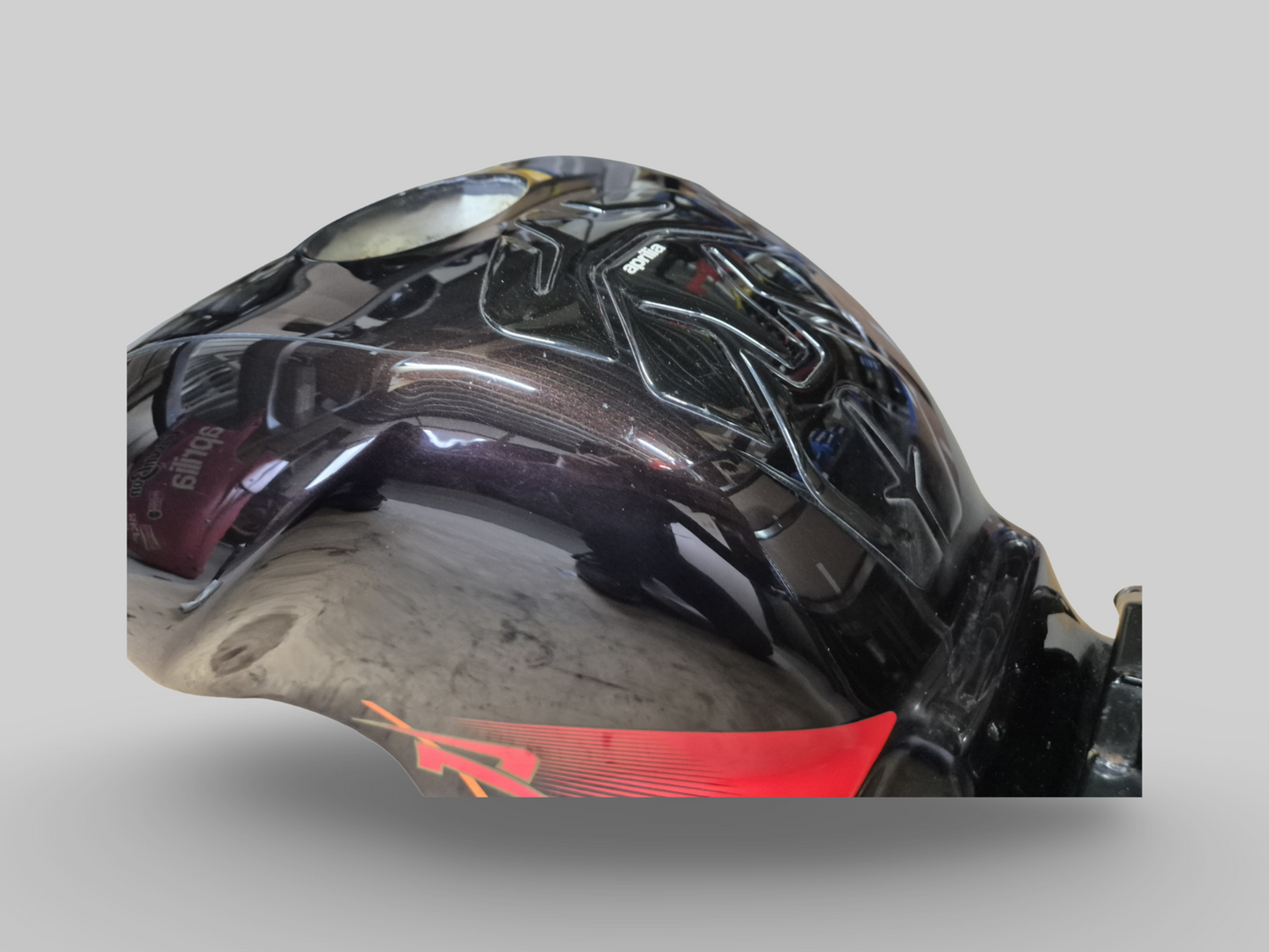 BRANDSTOFTANK WARM ROOD TUONO AP8168218 Aprilia RSV Mille 01-03 / Tuono 02-05 