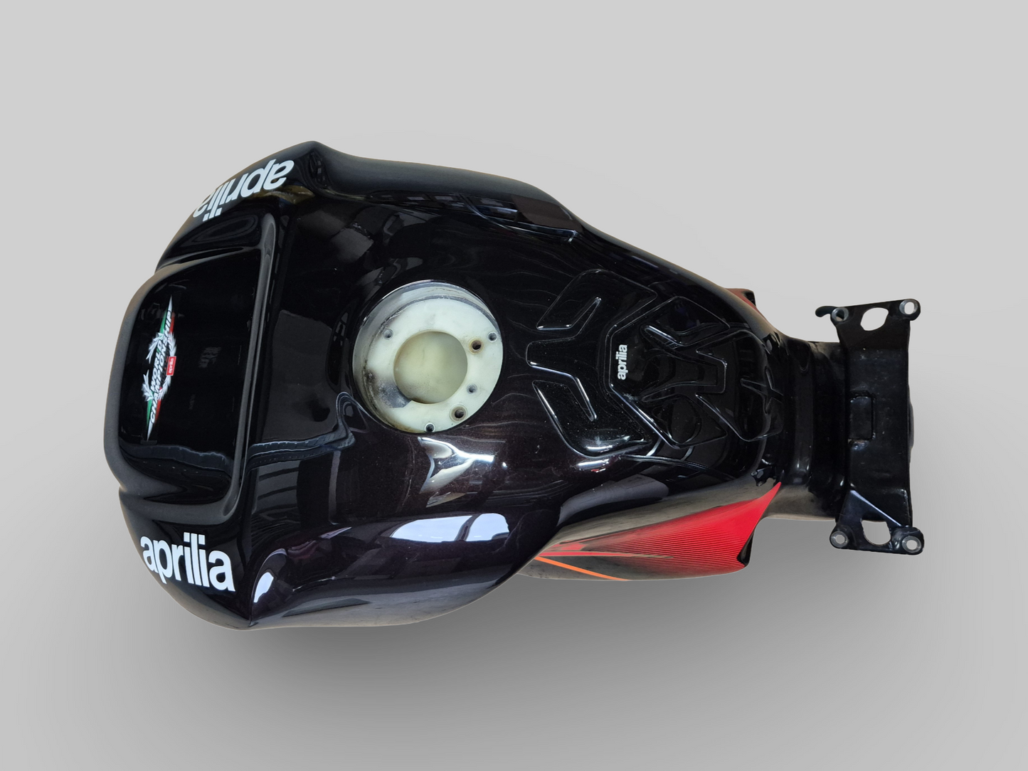 BRANDSTOFTANK WARM ROOD TUONO AP8168218 Aprilia RSV Mille 01-03 / Tuono 02-05 