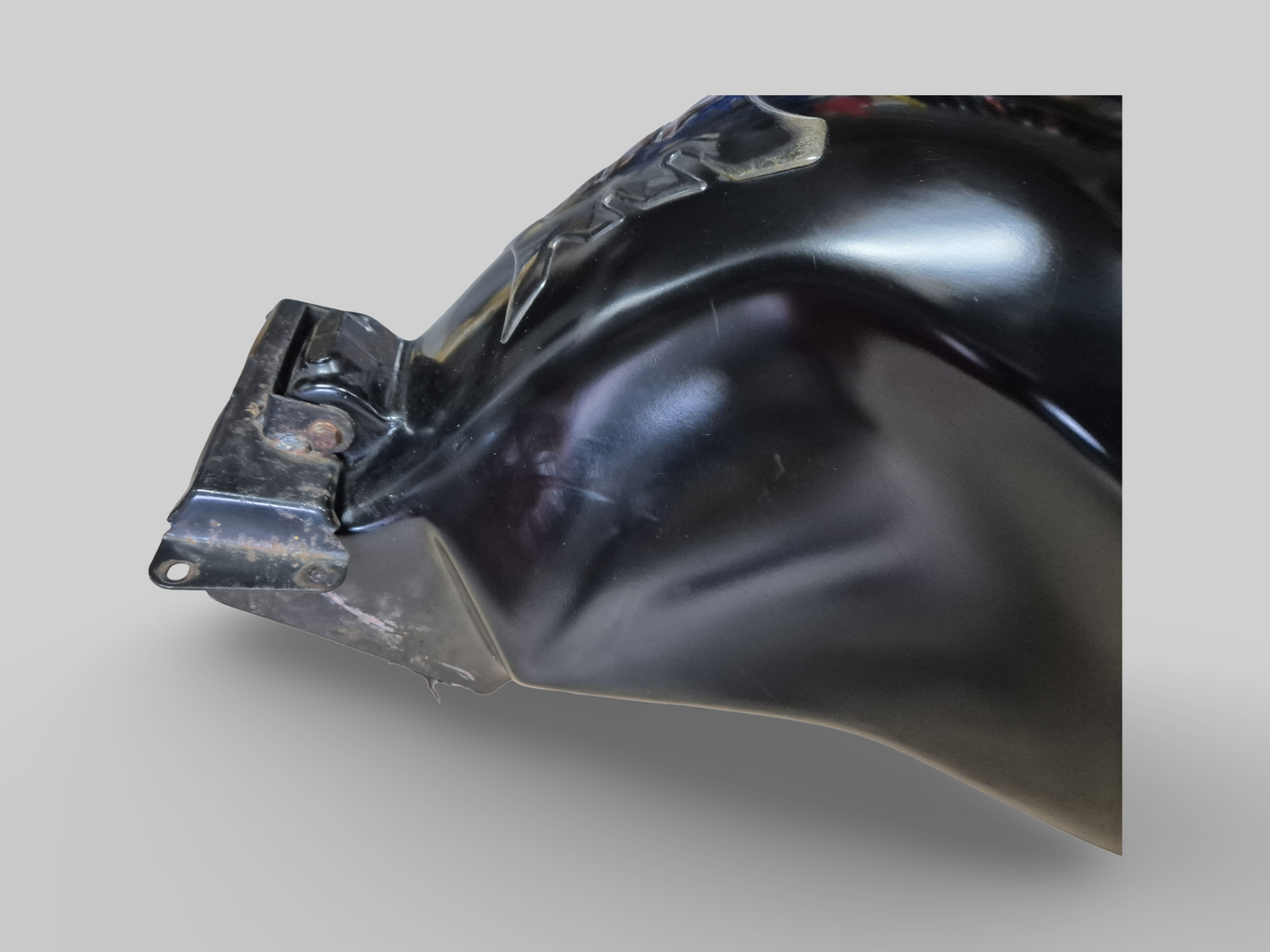 BRANDSTOFTANK STEUNSTANG Aprilia RSV Mille / Tuono / Futura / Falco 