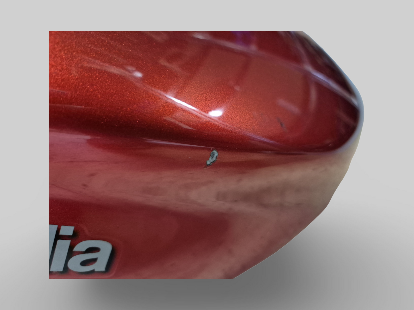 BRANDSTOFTANK STEUNSTANG Aprilia RSV Mille / Tuono / Futura / Falco 