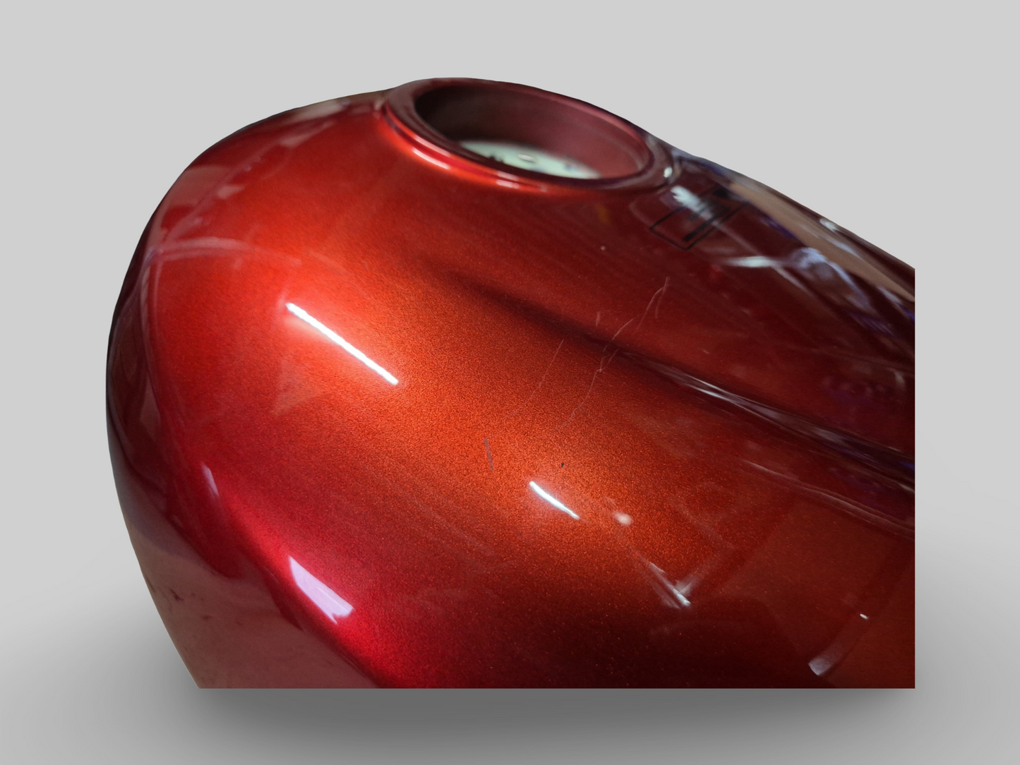 BRANDSTOFTANK STEUNSTANG Aprilia RSV Mille / Tuono / Futura / Falco 