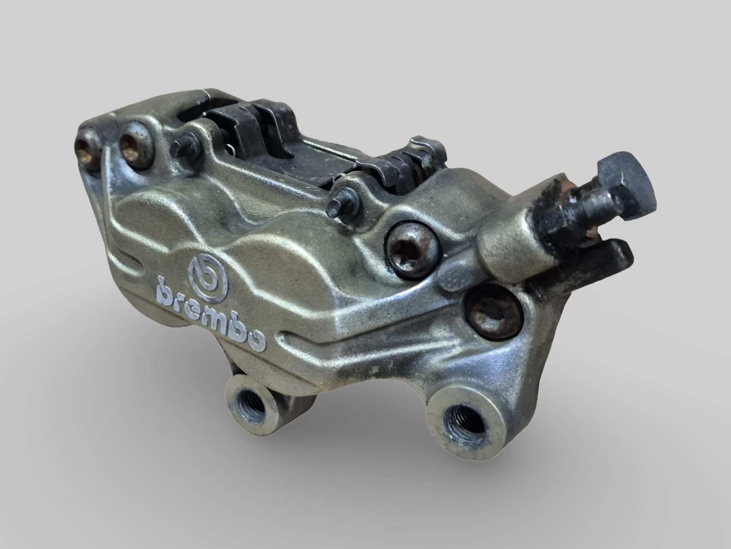 REMKLAUW LINKSVOOR BREMBO P4 GOUD AP8113971 Aprilia RSV Mille 98-03 / Tuono 02-05