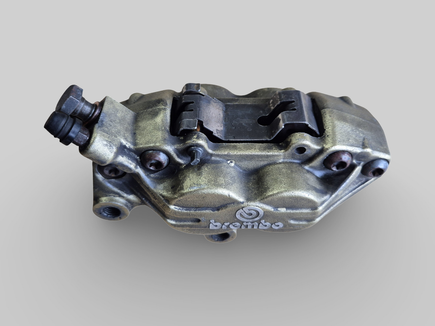 REMKLAUW LINKSVOOR BREMBO P4 GOUD AP8113971 Aprilia RSV Mille 98-03 / Tuono 02-05