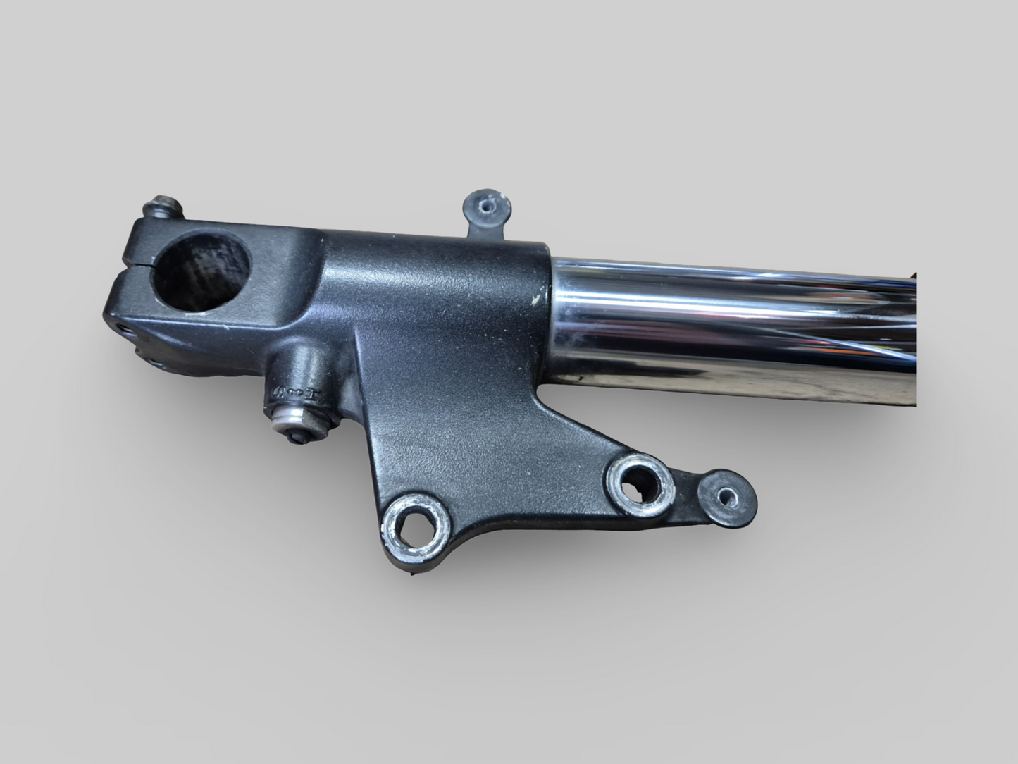 LINKER ZIJVORKPOOT AP8123971 Aprilia RSV Mille 01-03 / Tuono 02-05 