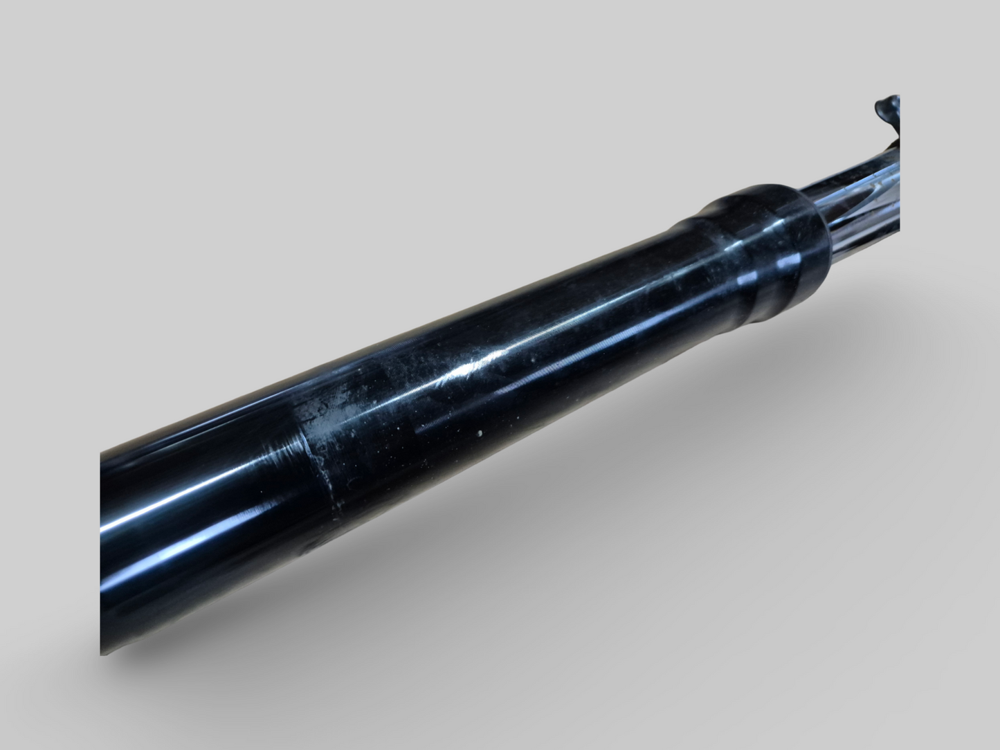 LINKER ZIJVORKPOOT AP8123971 Aprilia RSV Mille 01-03 / Tuono 02-05 