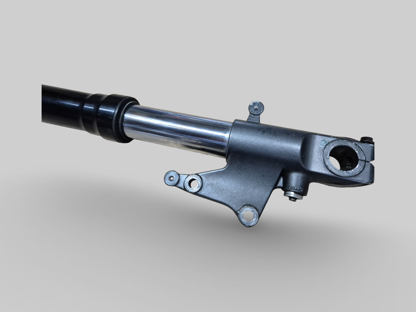 VORKPOOT RECHTER AP8123970 Aprilia RSV Mille 01-03 / Tuono 02-05 