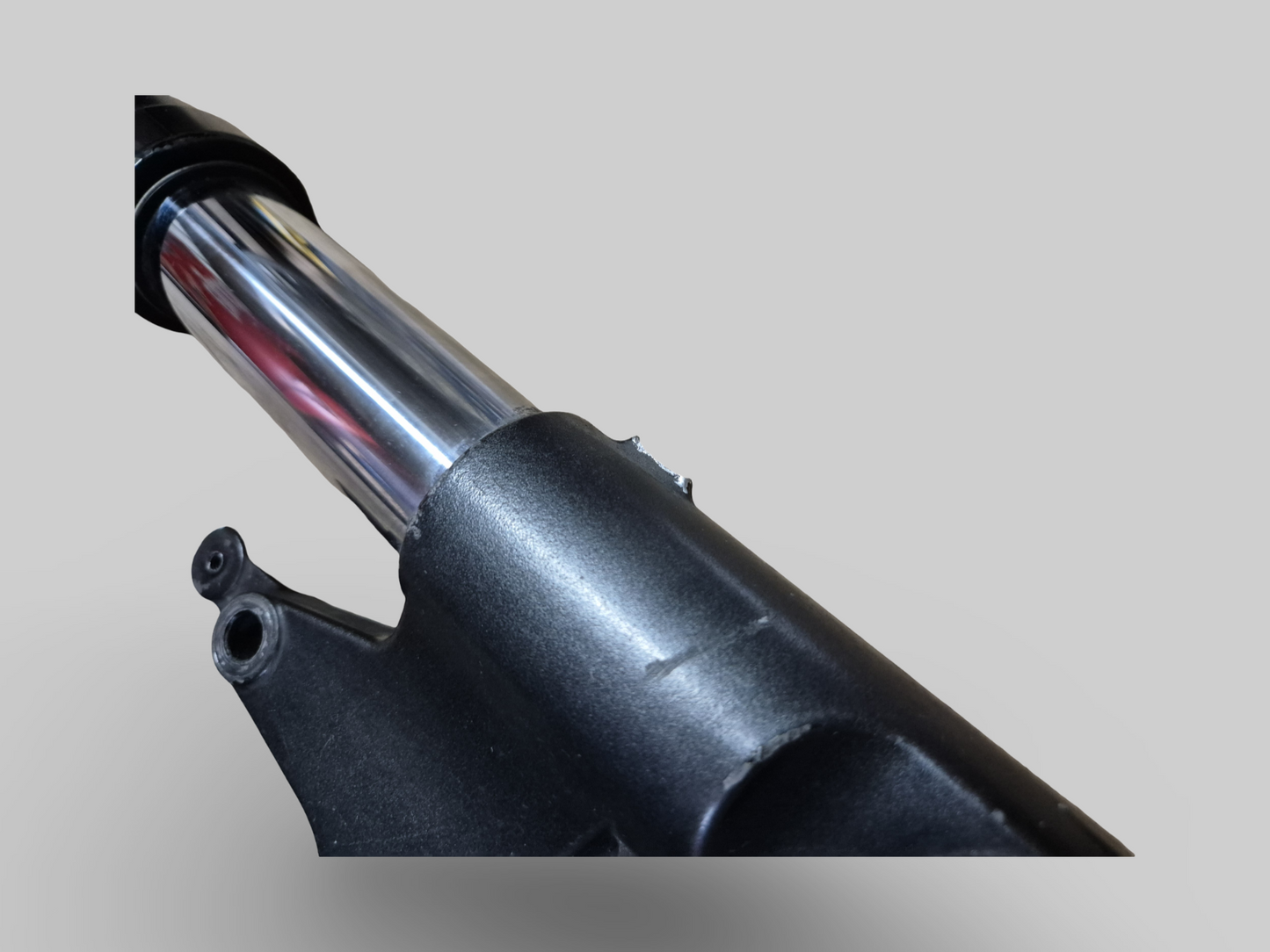 VORKPOOT RECHTER AP8123970 Aprilia RSV Mille 01-03 / Tuono 02-05 