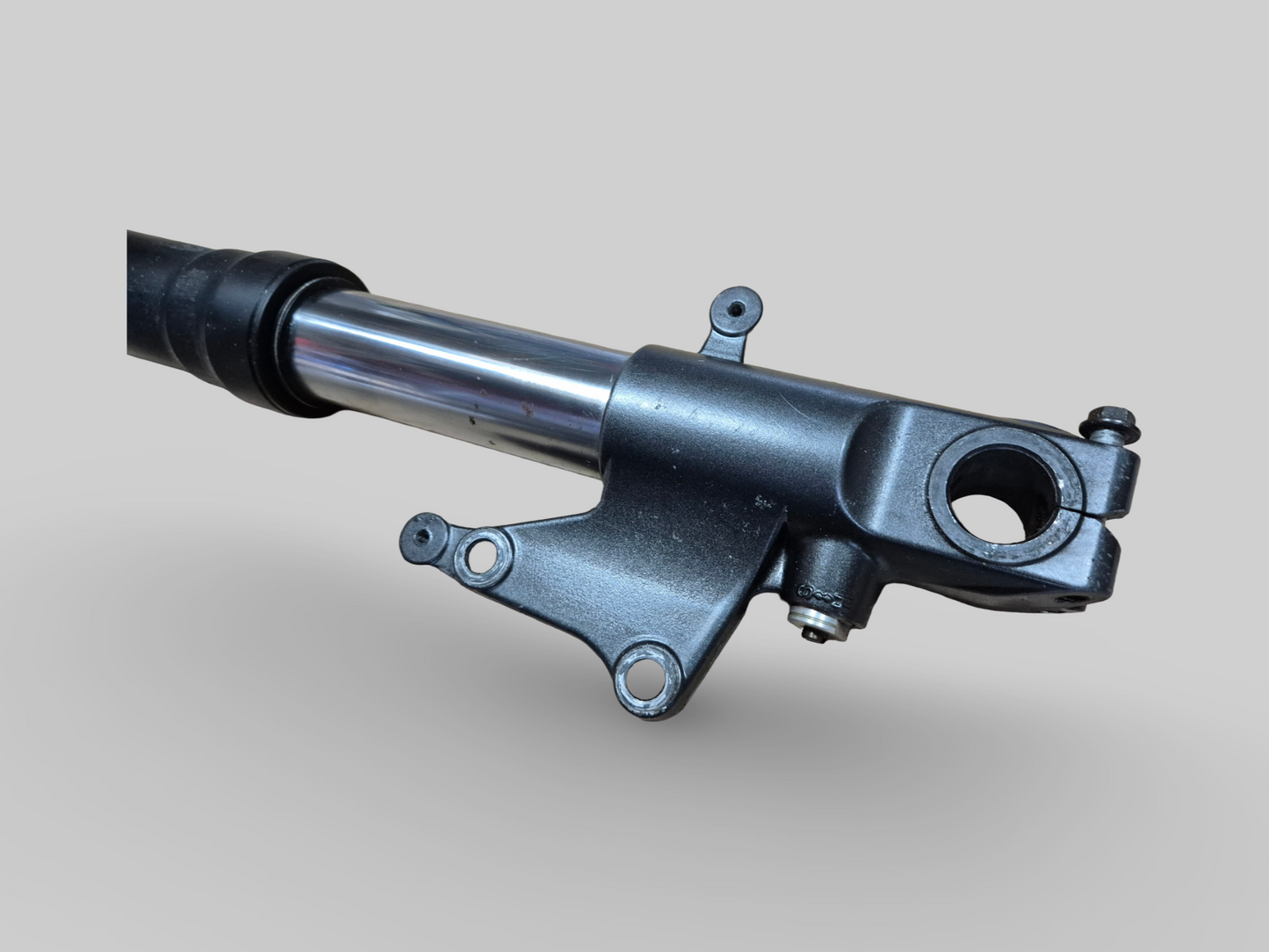 RECHTER ZIJDE SHOWA VORKPOOT AP8123637 Aprilia RSV Mille 98-03 / Tuono 02-05