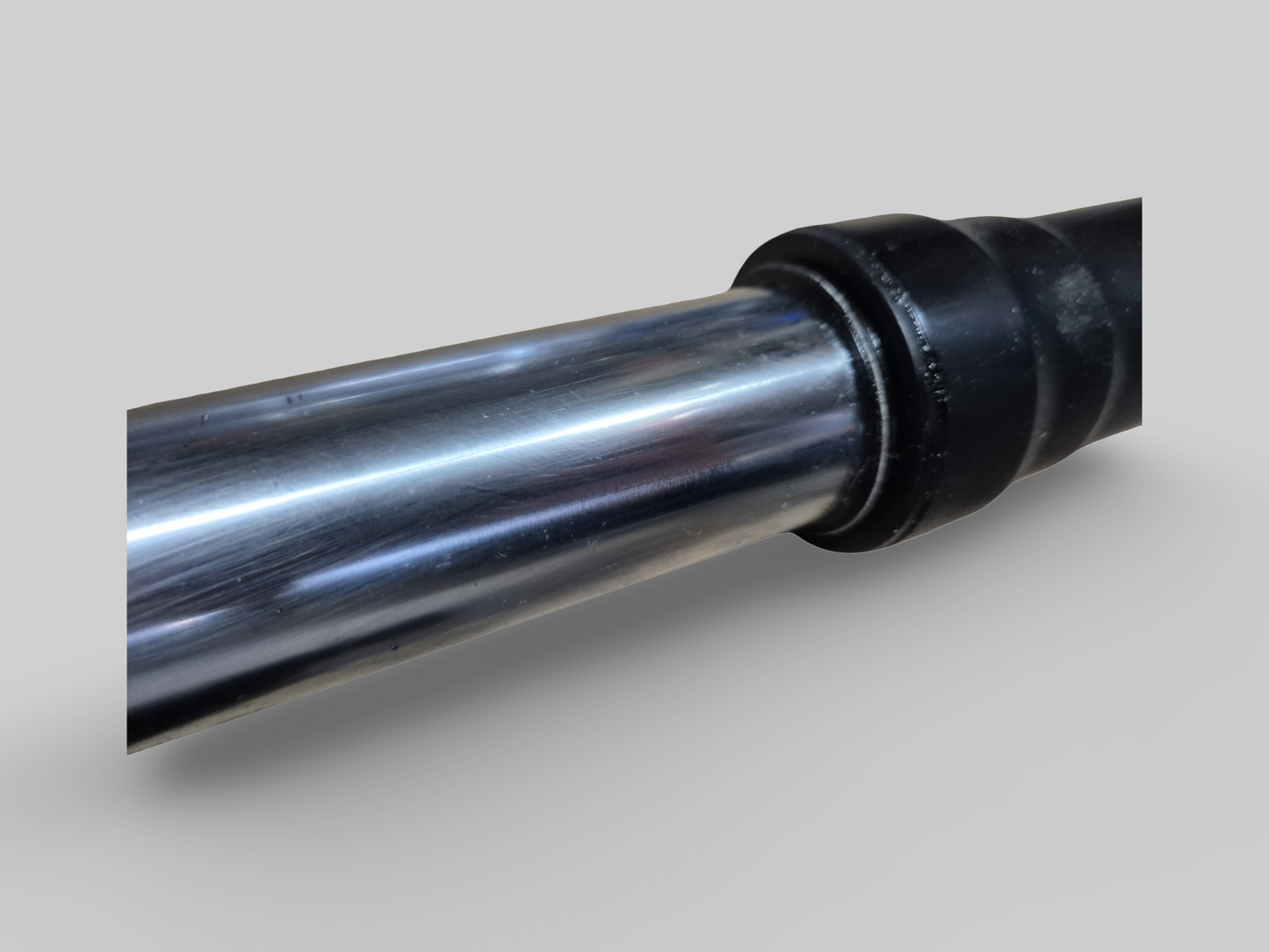 RECHTER ZIJDE SHOWA VORKPOOT AP8123637 Aprilia RSV Mille 98-03 / Tuono 02-05