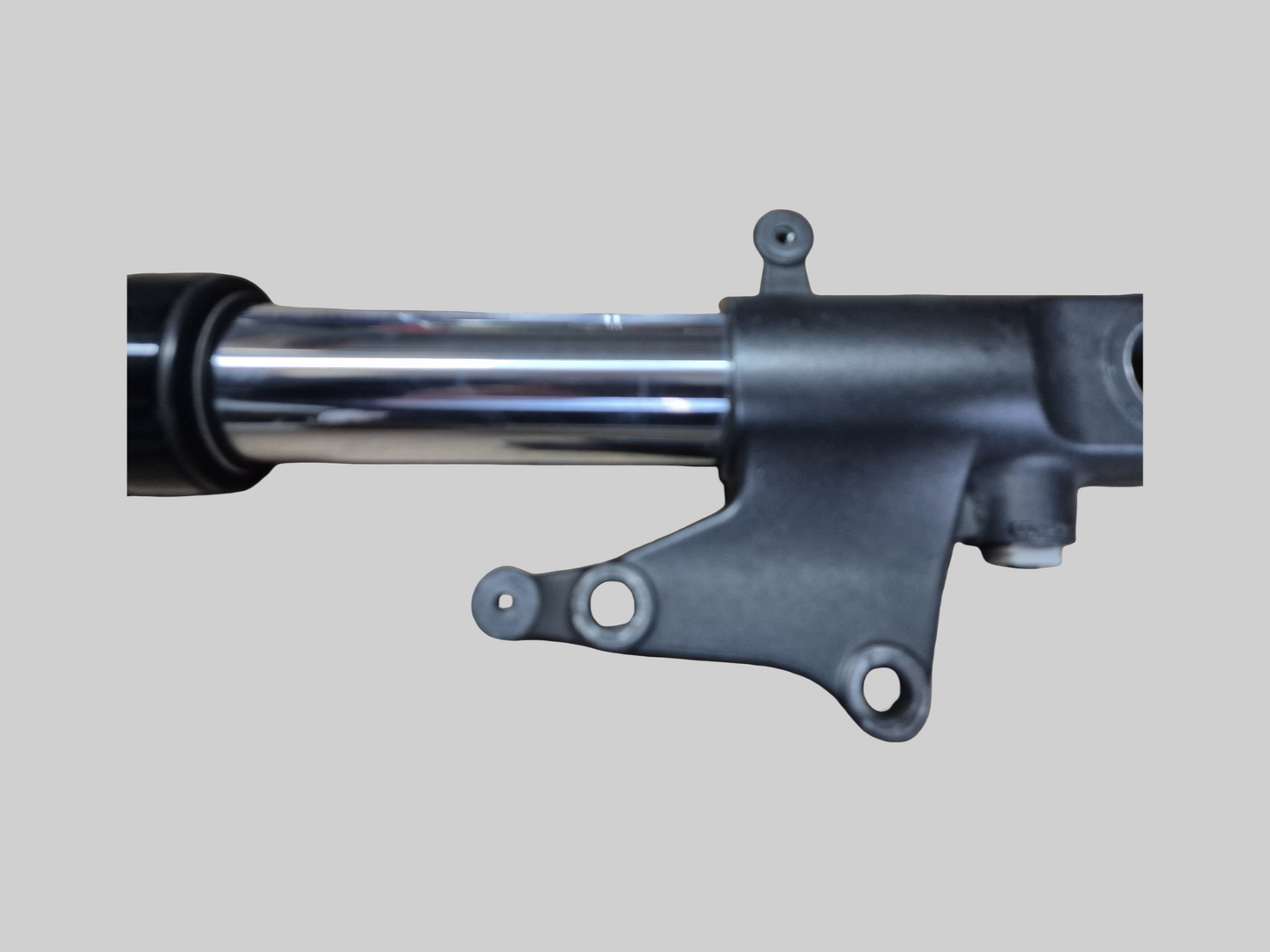 RECHTERZIJDE SHOWA AXIALE VORKPOOT AP8123637 Aprilia RSV Mille 98-03 / Tuono 02-05