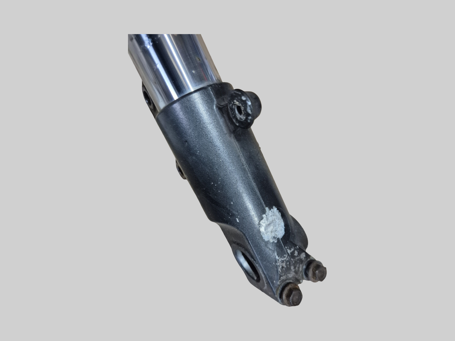 RECHTERZIJDE SHOWA AXIALE VORKPOOT AP8123637 Aprilia RSV Mille 98-03 / Tuono 02-05