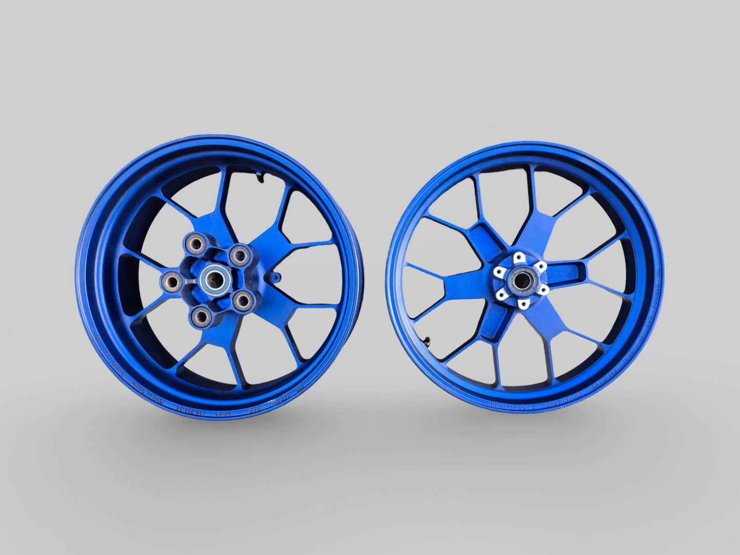 LIGHTWEIGHT OZ VELGEN AP8108676 Aprilia RSV Mille 98-03 / Tuono 02-05 