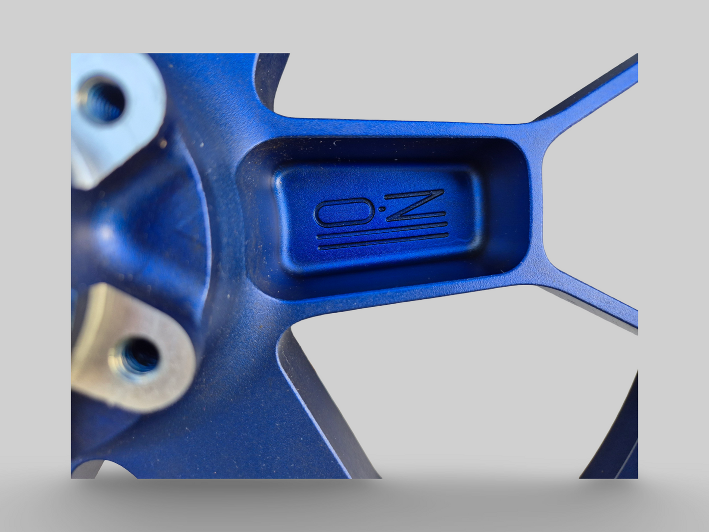 LIGHTWEIGHT OZ VELGEN AP8108676 Aprilia RSV Mille 98-03 / Tuono 02-05 