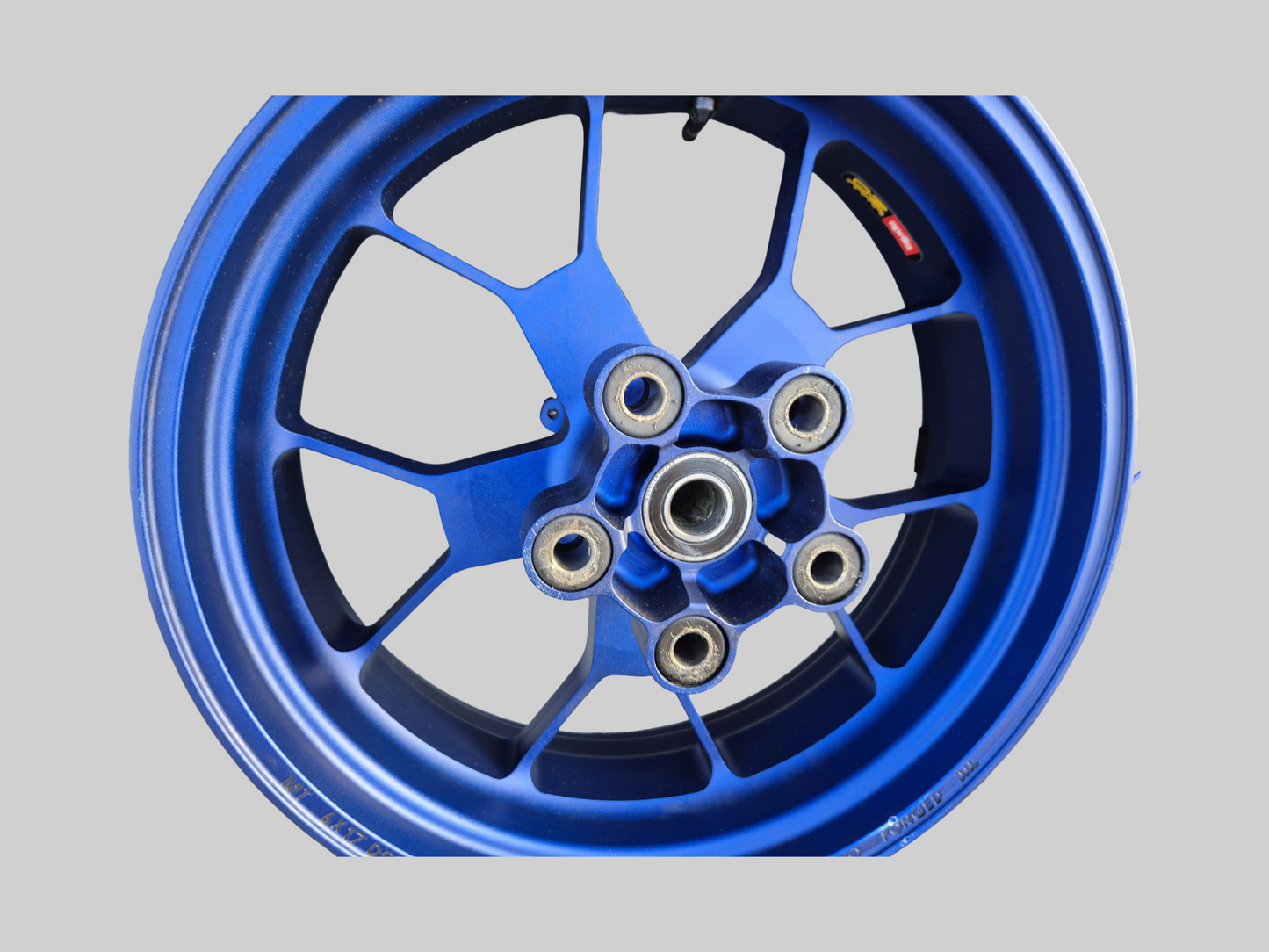 LIGHTWEIGHT OZ VELGEN AP8108676 Aprilia RSV Mille 98-03 / Tuono 02-05 