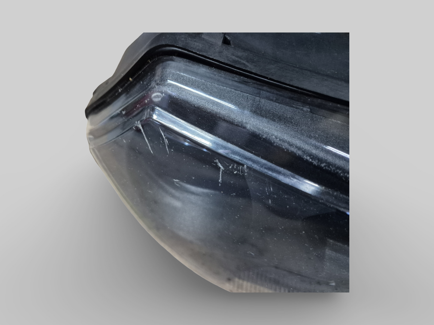 KOPLAMPEENHEID EU/USA AP8124262 Aprilia RSV Mille 1998-2000 