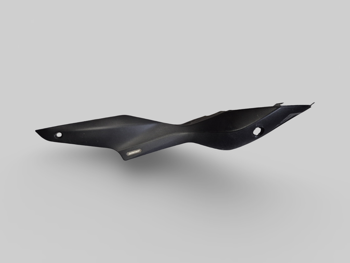 Garde-boue arrière AP8156165 Aprilia RSV1000R 04-10 / Tuono 1000R 06-10 