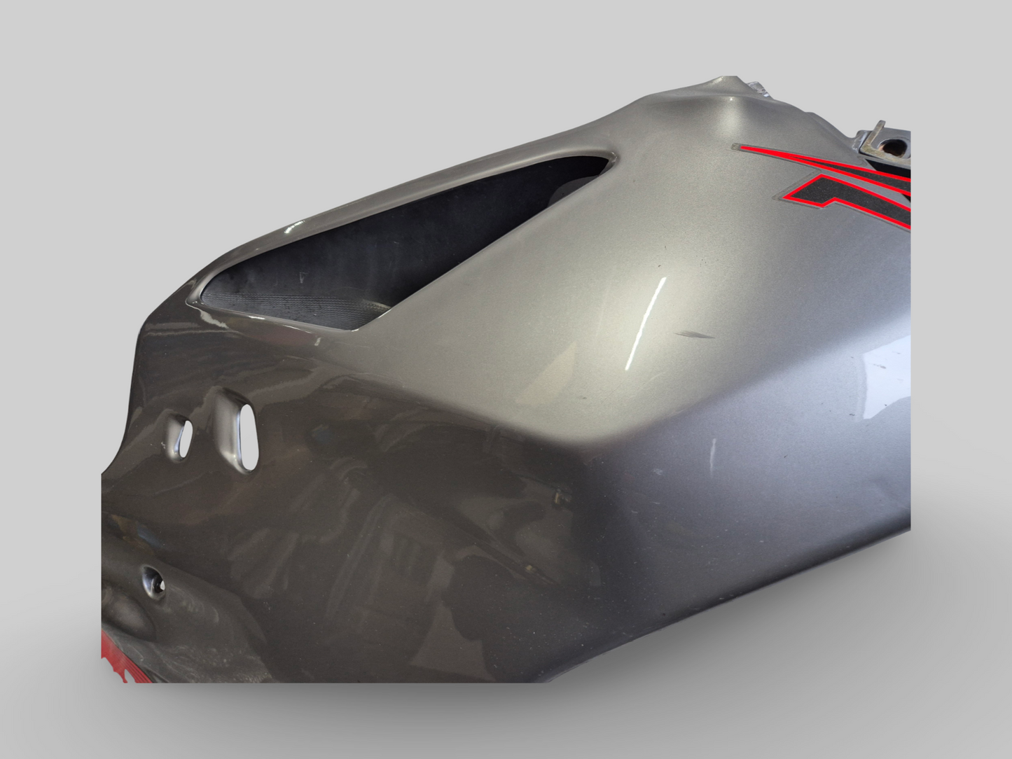 CARÉNAGE SUPÉRIEUR DROIT GRIS AP8158657 Aprilia RSV1000R (+FACTORY) 04-09 