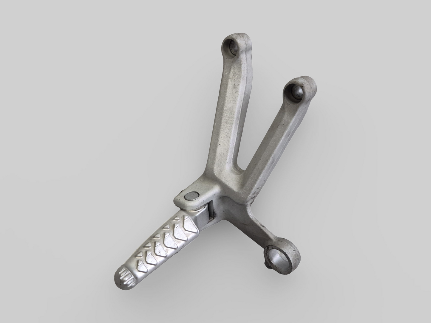 LEFT-HAND PASSENGER FOOTREST SUPPORT AP8154071 Aprilia RSV1000R 04-10 / Tuono 1000R 06-10