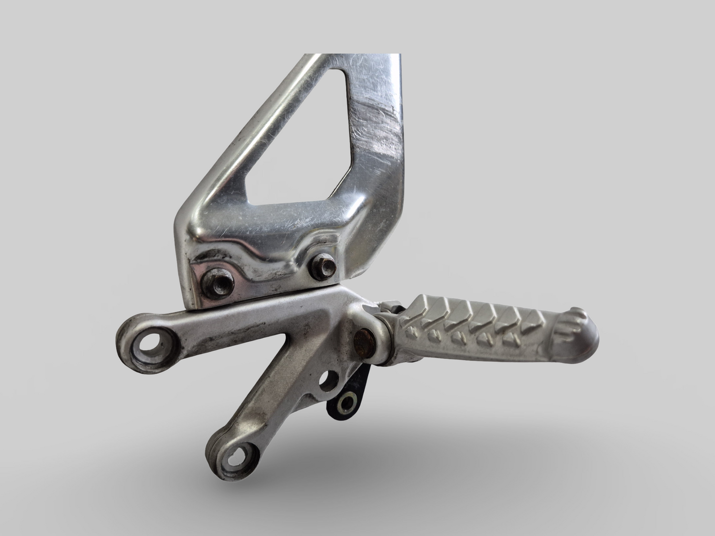 LEFT-HAND FRONT FOOTREST SUPPORT REARSET AP8154069 Aprilia RSV1000R 04-10 / Tuono 1000R 06-10