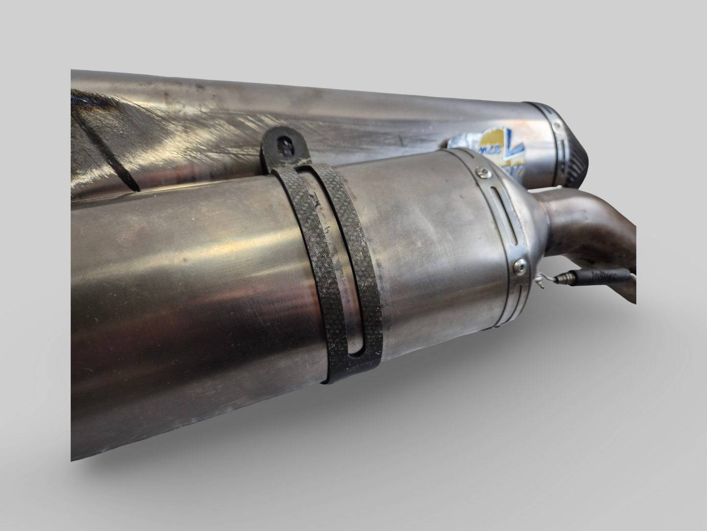 LEOVINCE SBK TITANIUM EXHAUST SLIP-ON SET Aprilia RSV1000R 04-09 / Tuono 1000R 06-09