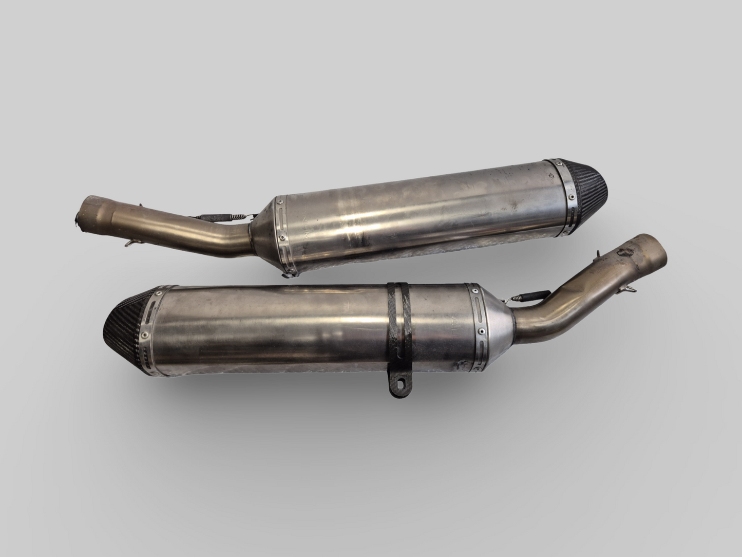 LEOVINCE SBK TITANIUM EXHAUST SLIP-ON SET Aprilia RSV1000R 04-09 / Tuono 1000R 06-09